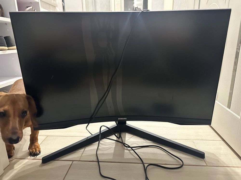 Монитор Samsung Odyssey G5 27” с разбитой матрицей, на запчасти