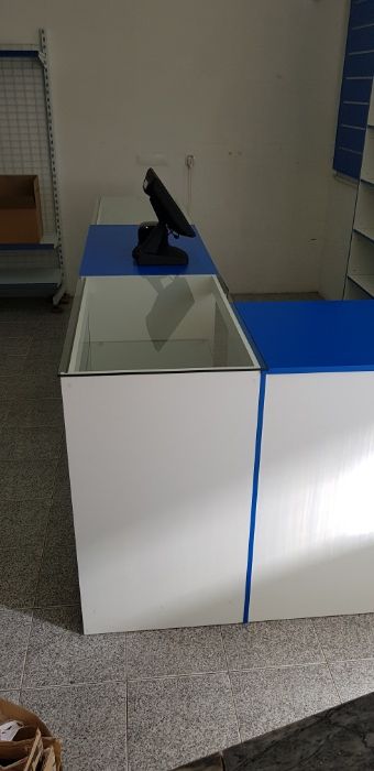 Móveis para loja