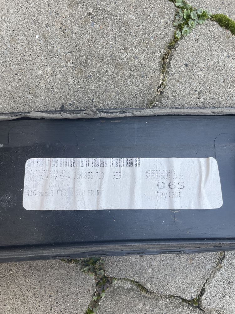 Накладка арки колеса VAG 3CM8537189B9