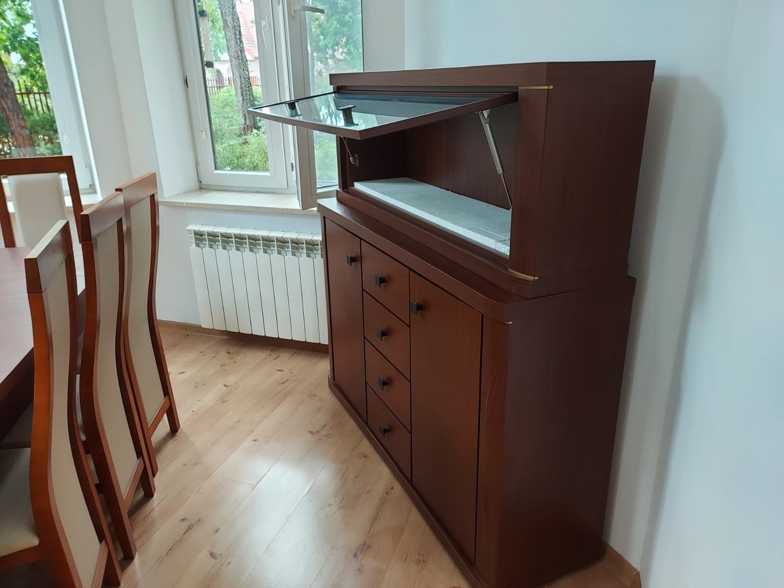 PILNE!przeszklona witryna
