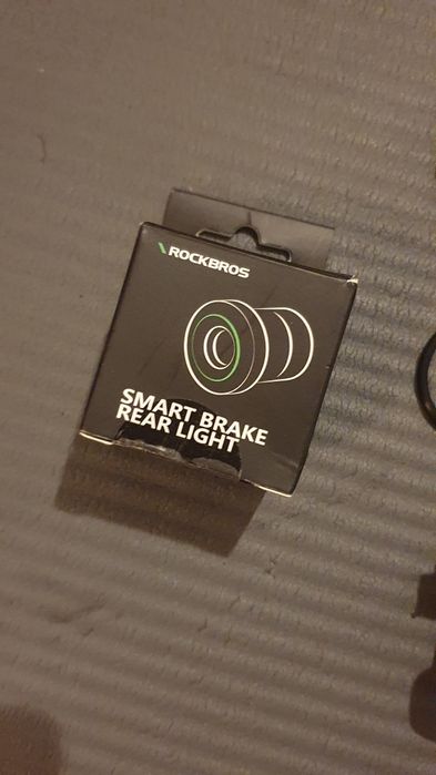 Lampa Rockbros tył Smart z funkcją stopu