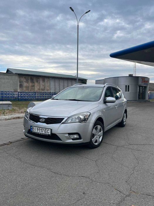 Подам Kia Ceed 2011