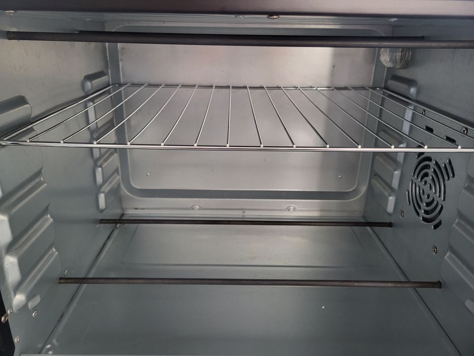 Електродуховка Liberton LEO-480 Black