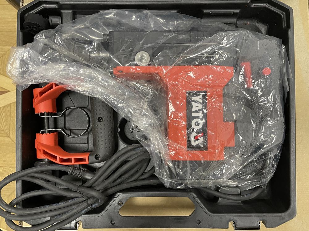 Отбойный молоток/перфоратор сетевой SDS-Max 1150Вт 15Дж YATO