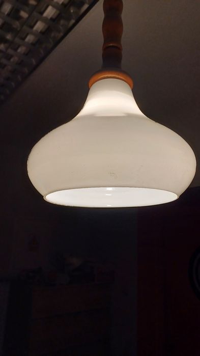 Lampa wisząc z czasów PRL