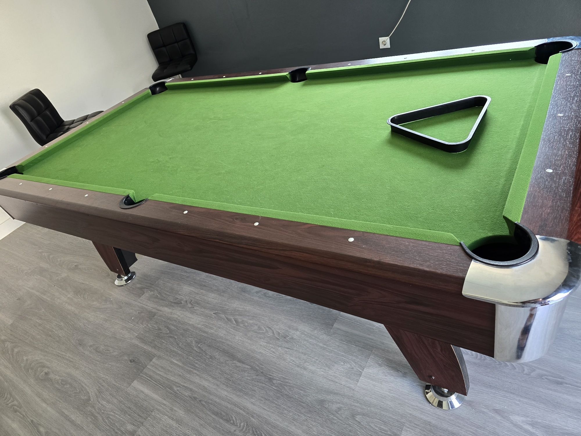 Mesa snooker 2.45m x 1.33m