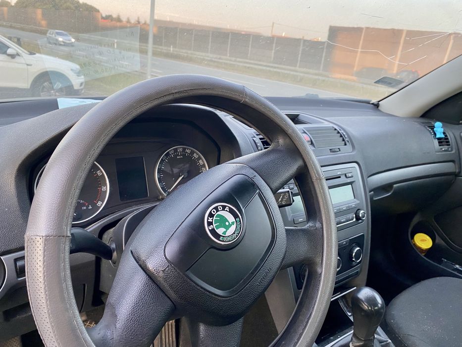 Skoda Octavia II Lift 9153 CZESCI Cala Na Czesci maska zderzak drzwi