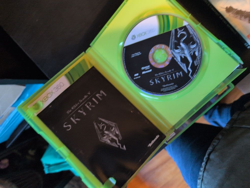 Lote 6 XBOX360 (Diablo 3, Skyrim, LA Noire, Assassins Creed 1,2 e etc)