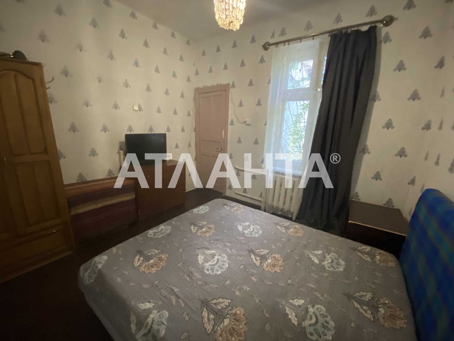 Продам 3х к. кварт. на земле Слободка, 1/1 эт,свой двор, гараж