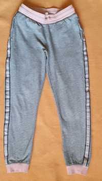 Spodnie dresowe Hip&Hopps Rozm.134-140