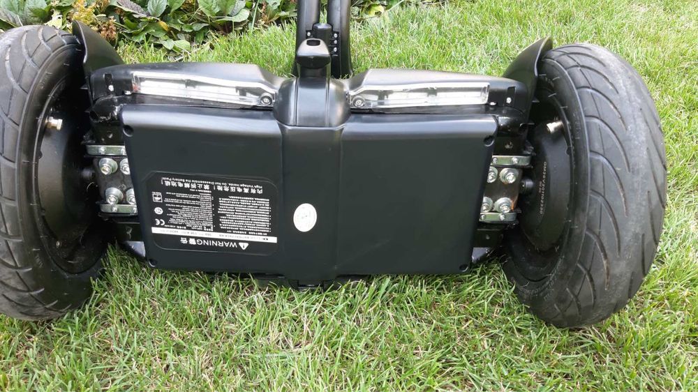 Гіроборд чорного кольору