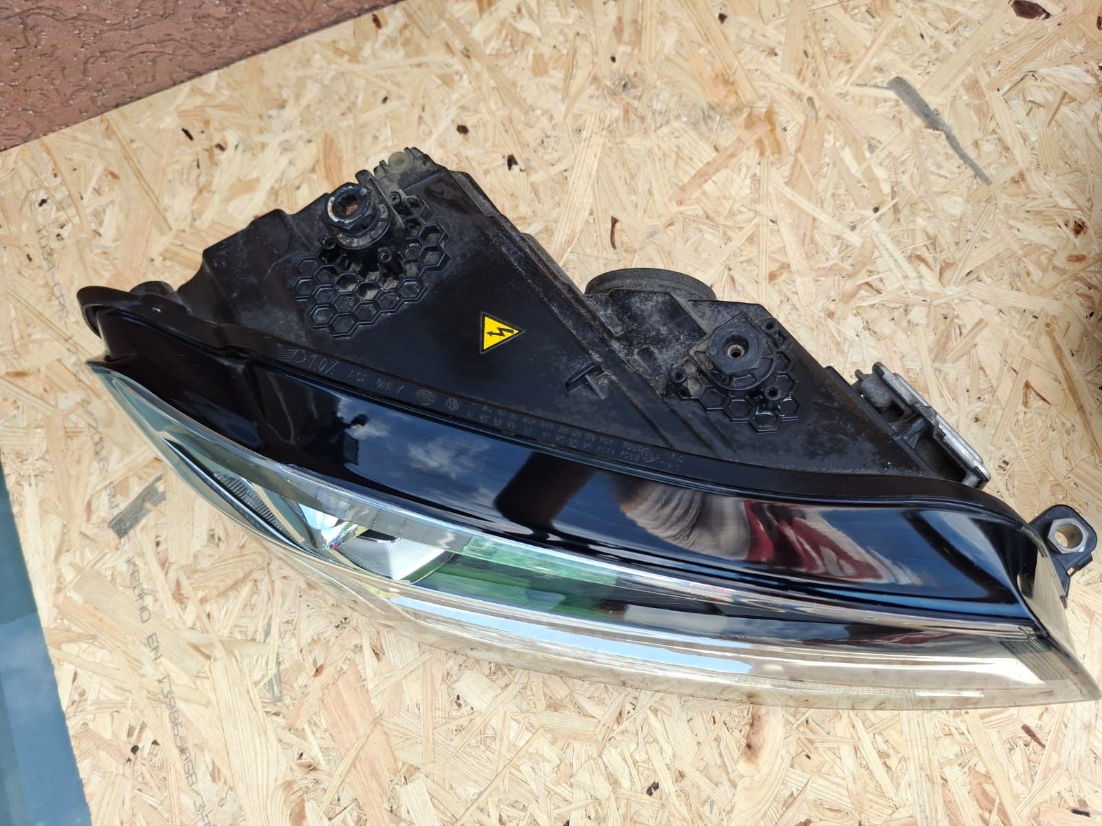 Komplet lamp przednich VW Caddy 2K5