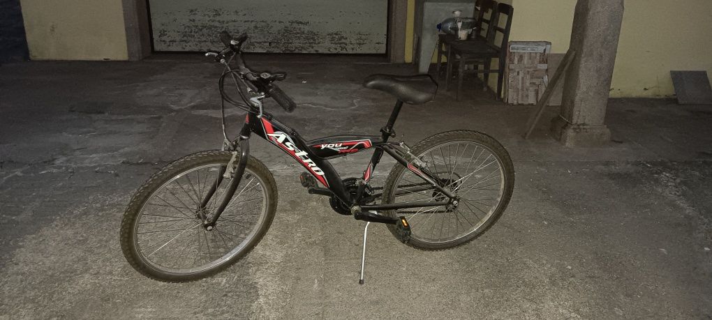 Bicicleta Astro.