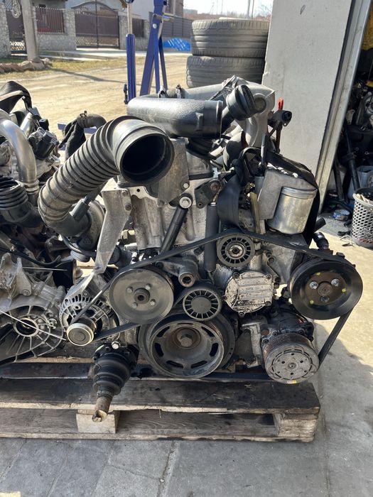 Двигун Мотор Мерседес Віто Mercedes Vito W638 Sprinter 2.3 TD