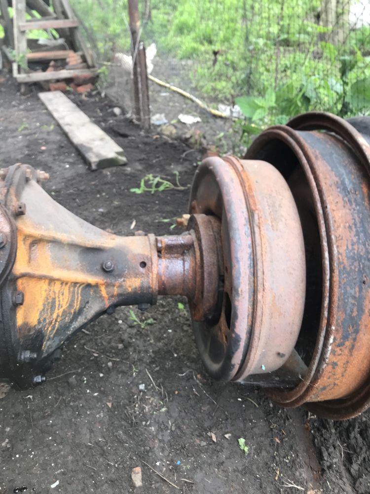 Продам вкорочений міст на саморобний міні трактор