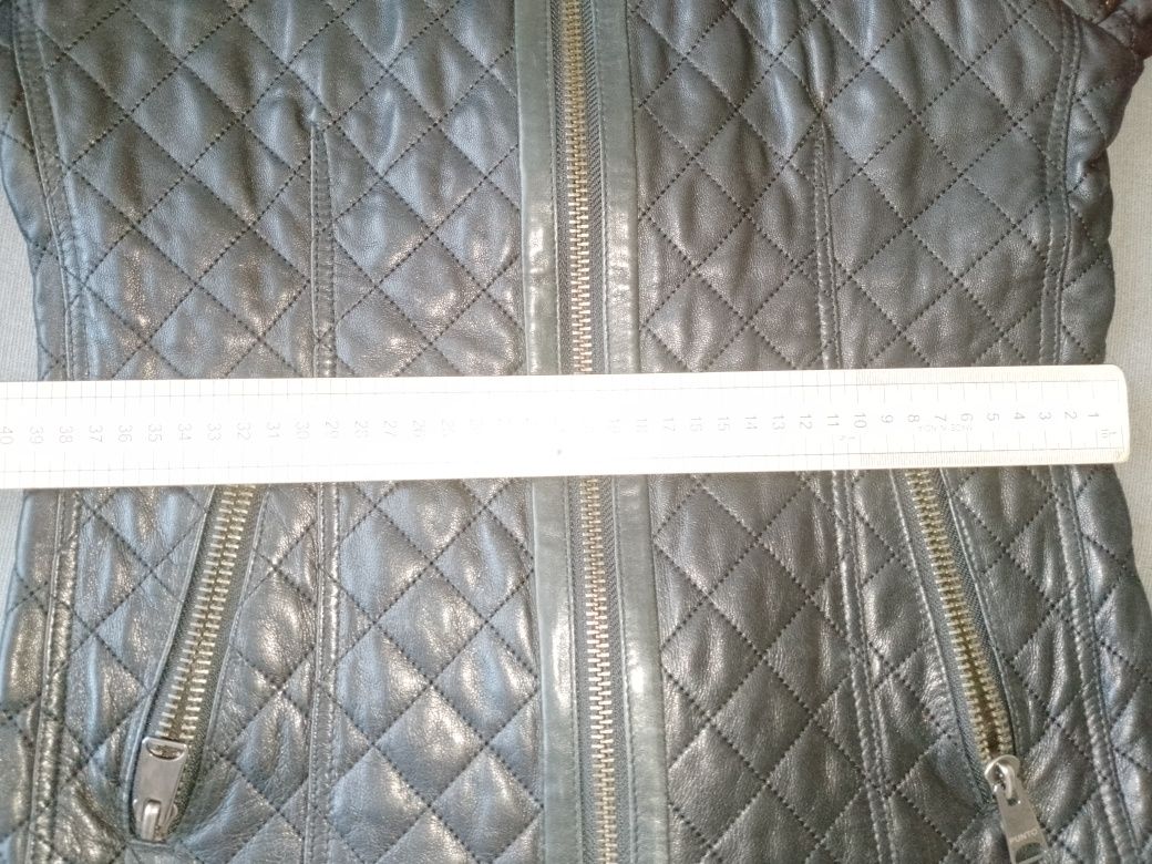Куртка  Италия из натуральной кожи,стёганая в стиле "Chanel" размер М