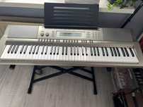 Keyboard CASIO WK-200 z dynamiczną klawiaturą