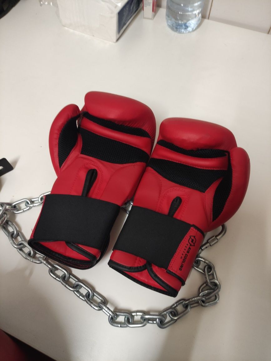 Saco de boxe kohler e luvas 12oz (como novo)