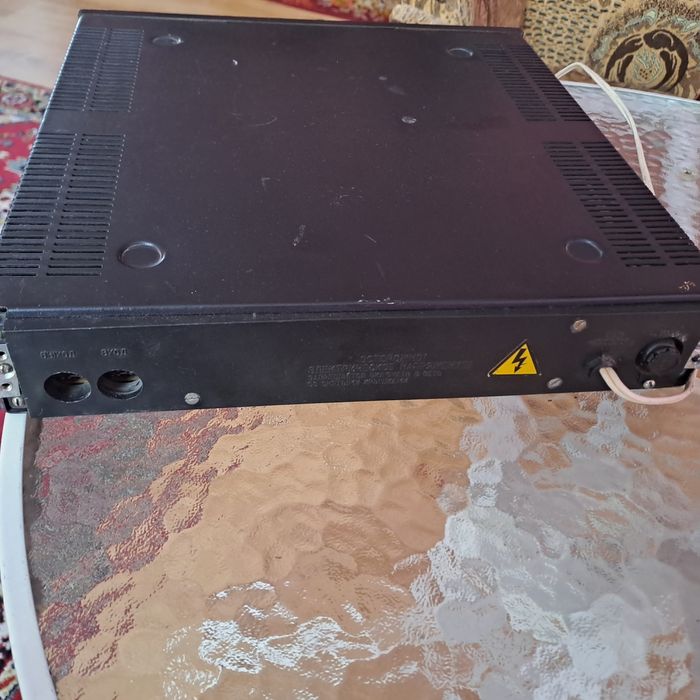 Эквалайзер восьмиполосный