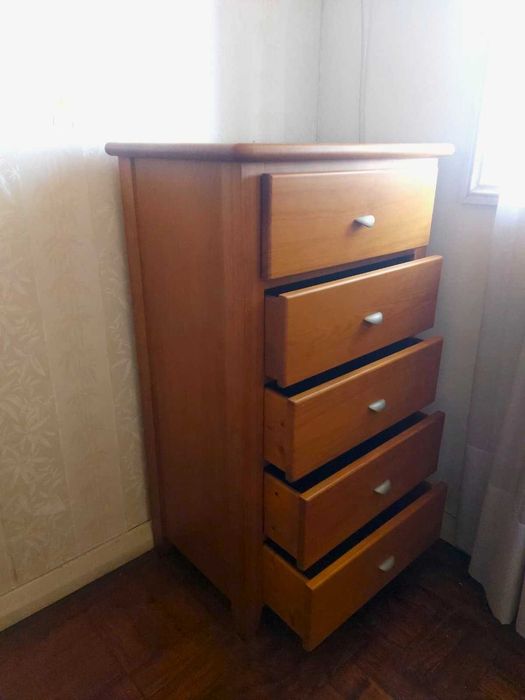 Conjunto de quarto - Cama Individual, Roupeiro, Estante, e Cómoda