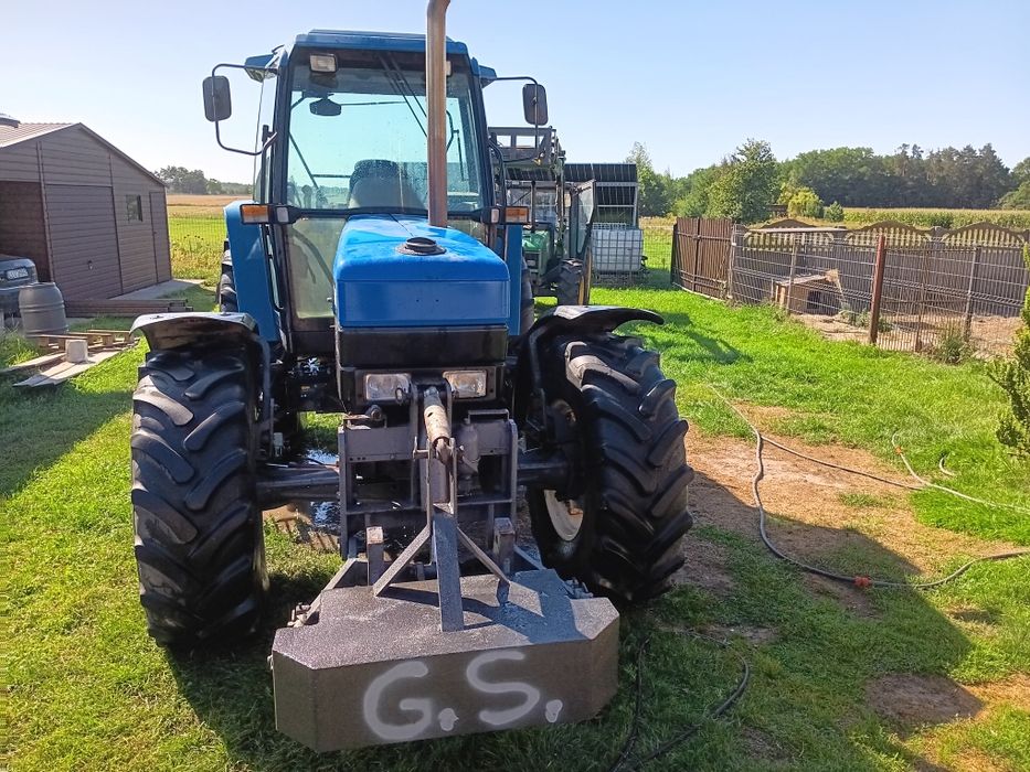 New Holland Ford 7840
