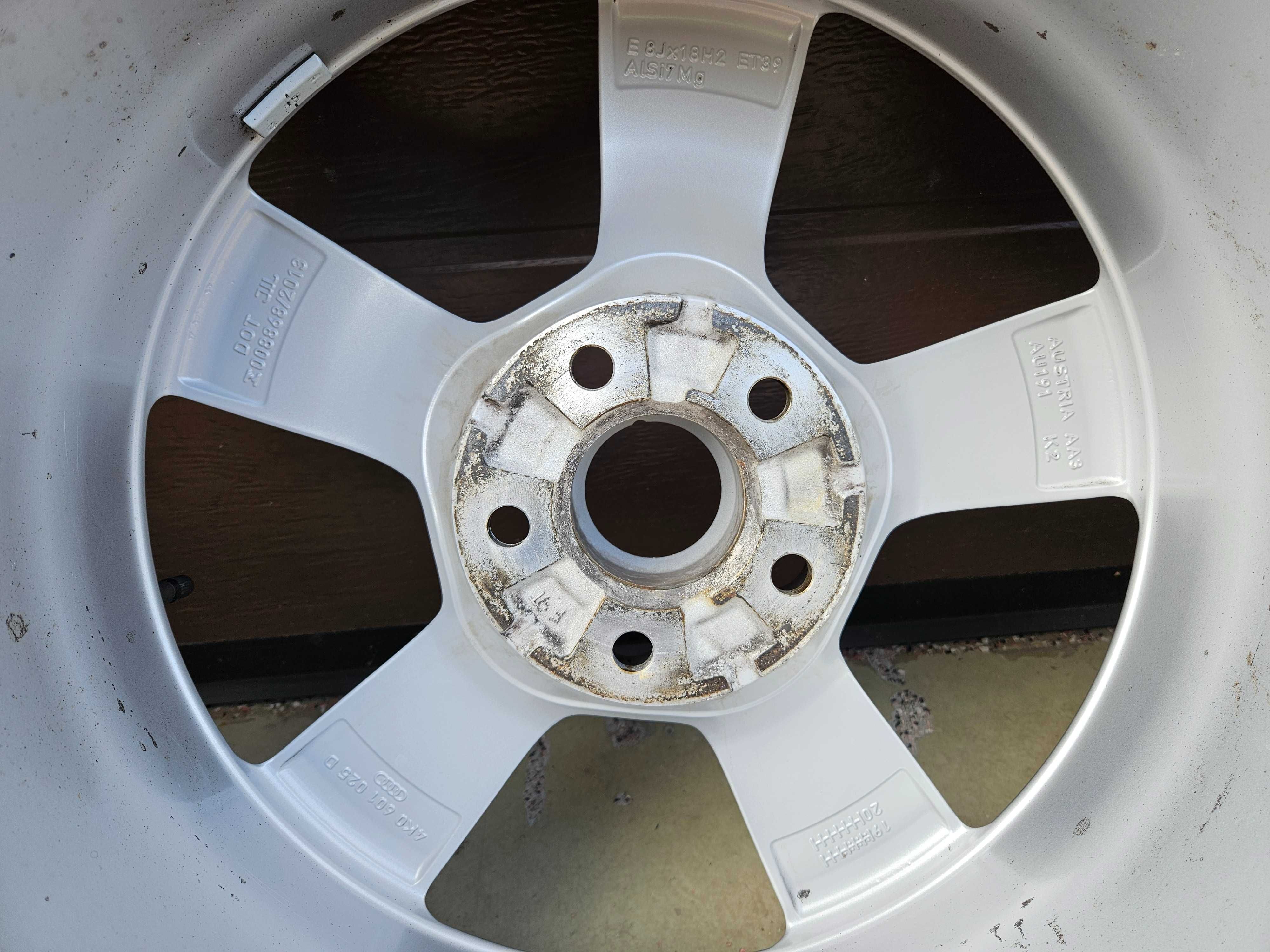 Audi 18" A4 A5 A6 Q5 Q7 225/55R18 koła Seat Skoda VW alufelgi 5x112