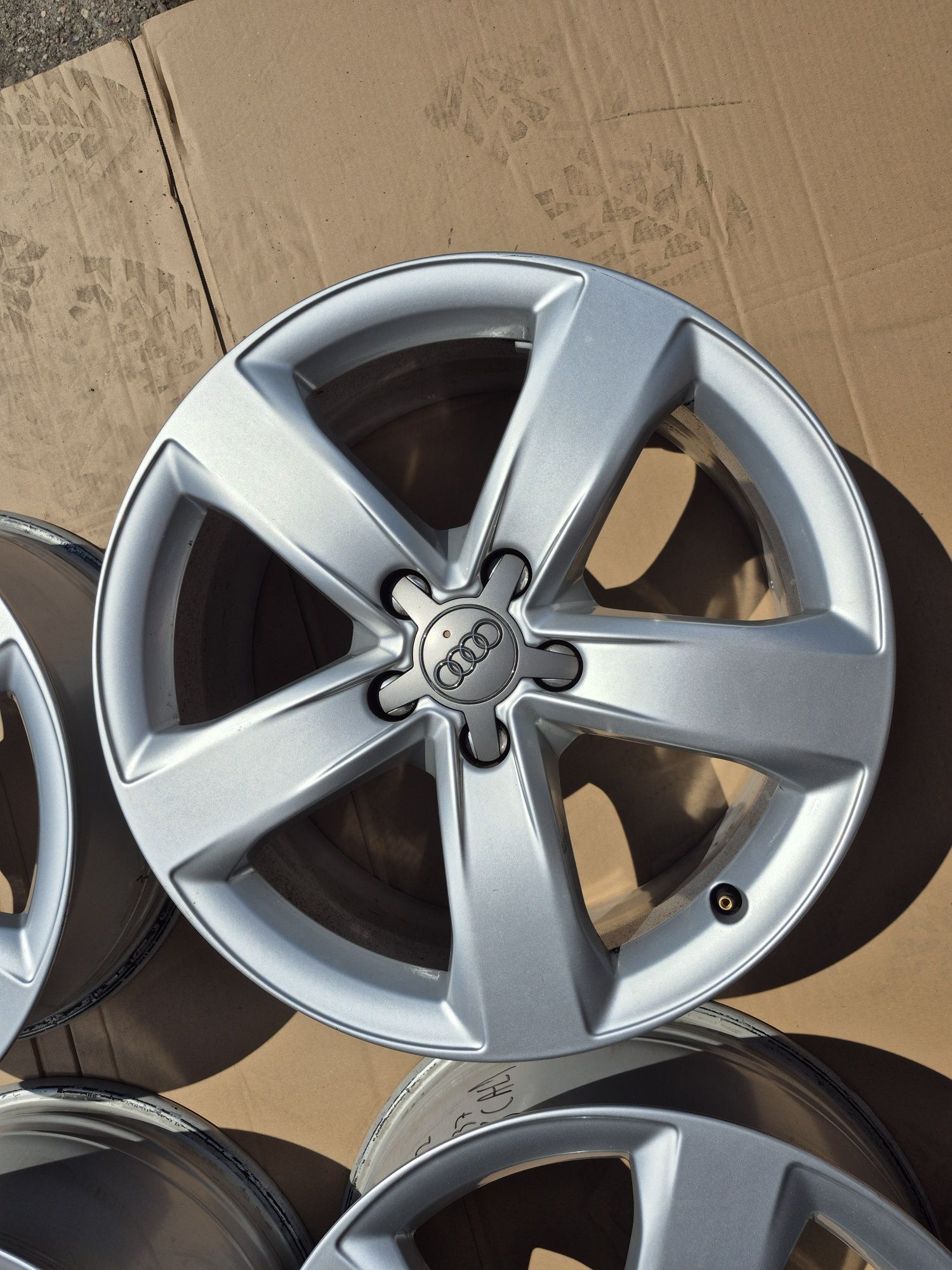 Felgi aluminiowe 18", 5x112 ET37, Audi A6 C8, A3, A4, Q3, Q5.