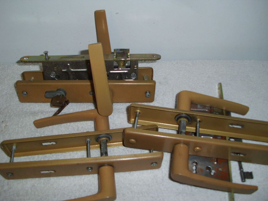 Klamki do drzwi wewnętrznych / 3 sztuki