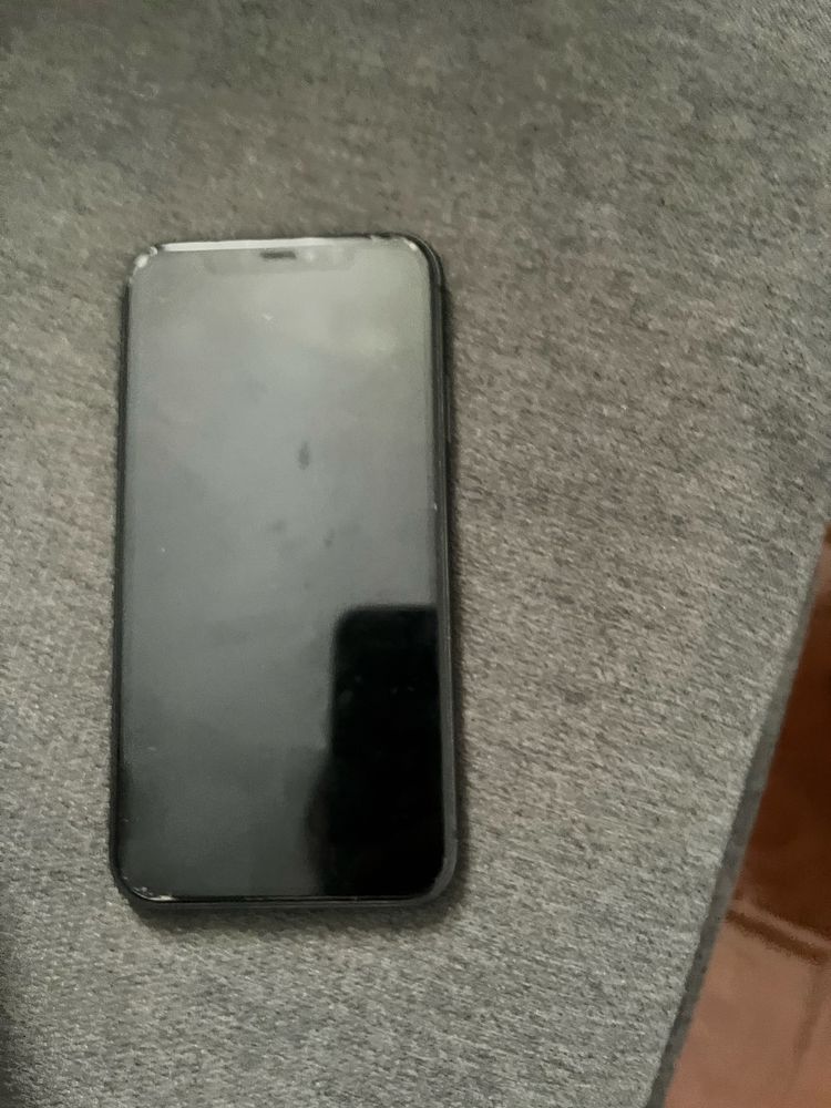 Iphone 11 64g ram em bom estado