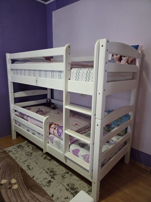 Дитяче  ліжко двох ярусне