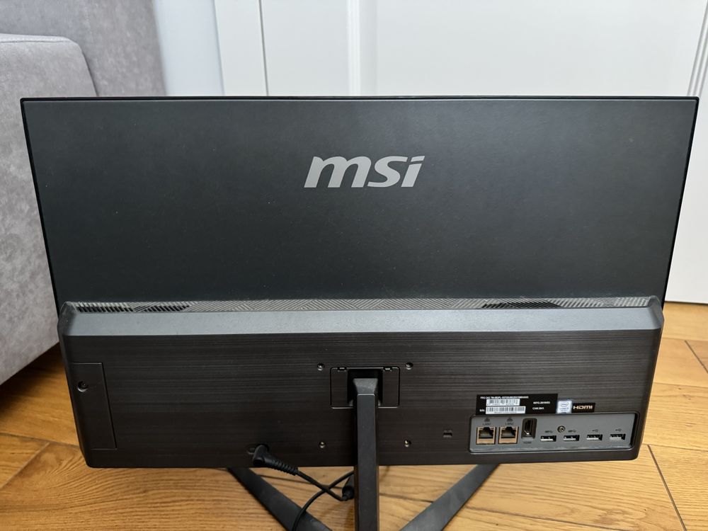 Komputer  MSI Pro 24X