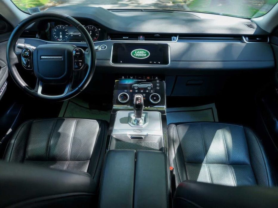 Land Rover Range Rover Evoque P250 SE      2020