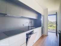 Apartamento T2, Antas Green com varanda e garagem