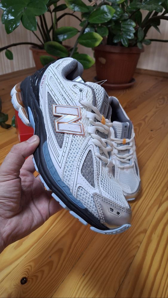 Чоловічі new balance 1906 r , бігові, сіточка, дихаючі