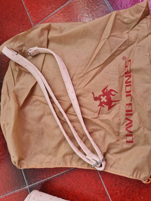 !! LER DESCRIÇÂO !! Mala David Jones em cabedal