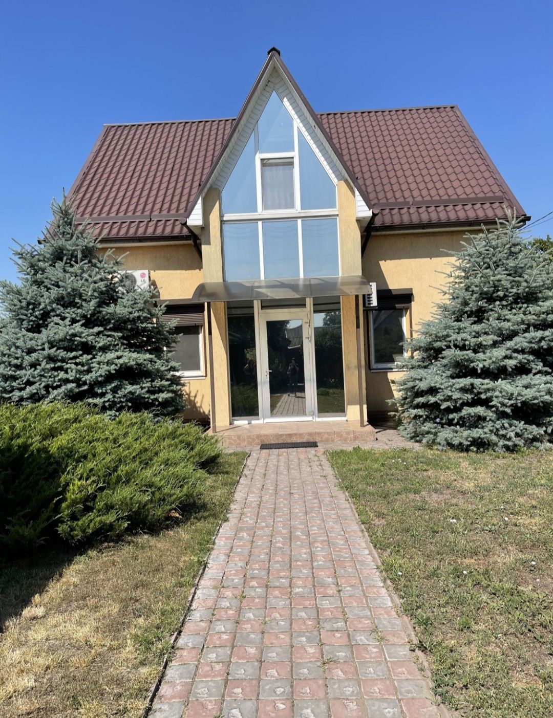 Продам  дом с авторским проектом в Подгородном.