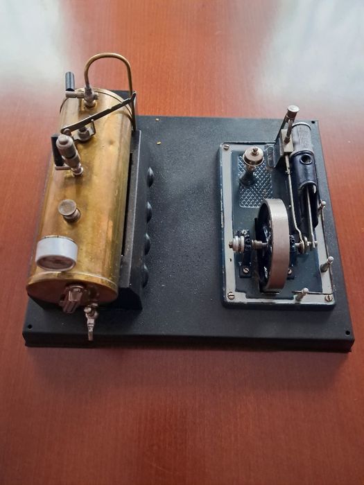 Stara maszyna parowa Marklin