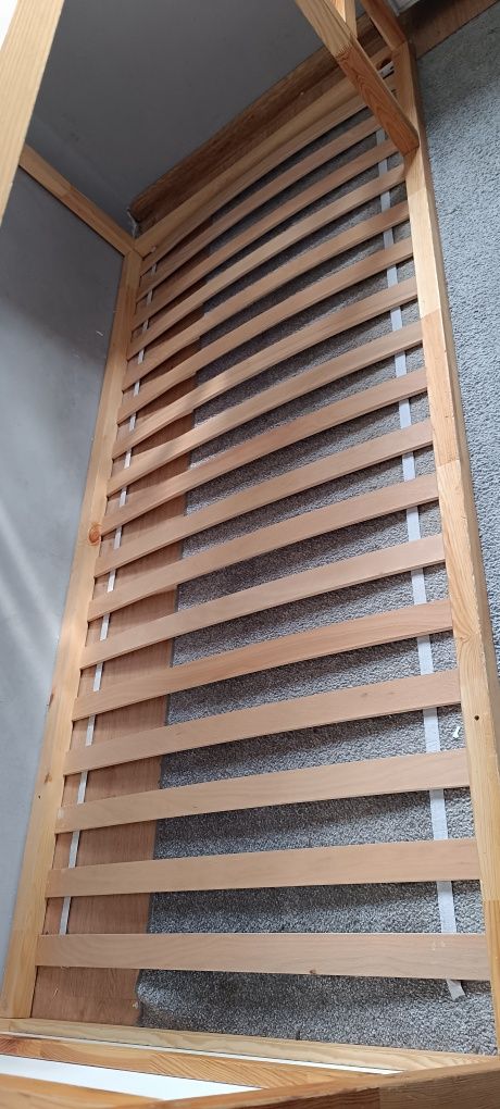 Łóżko (piętrowe lub pojedyncze) IKEA KURA
