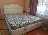 Нове двоспальне ліжко з матрацом