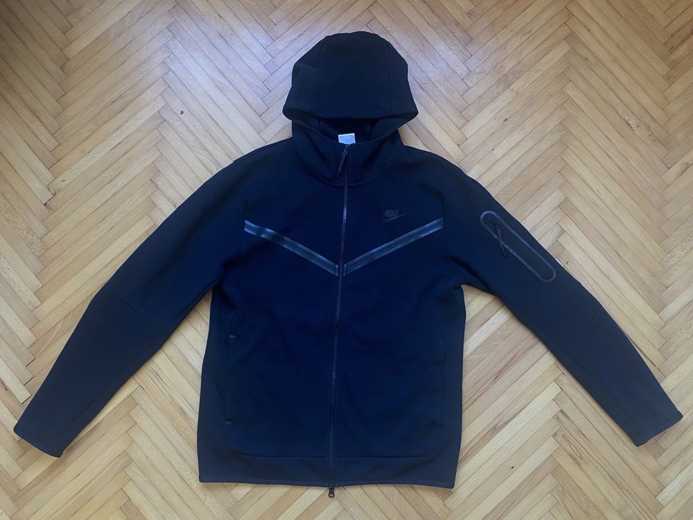 Nike tech fleece