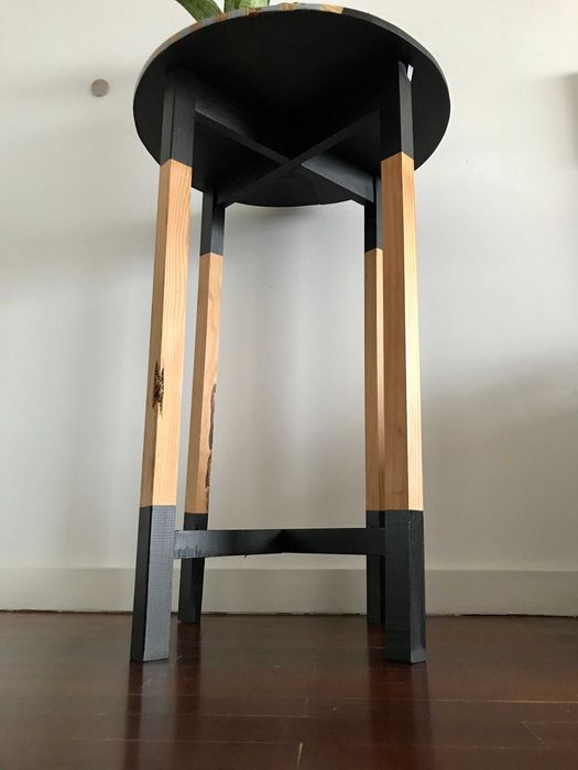 Mesa Camilha (restaurada) / Mesa apoio