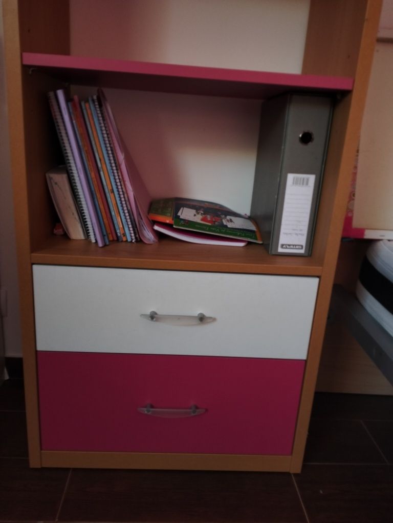 Estante Quarto menina