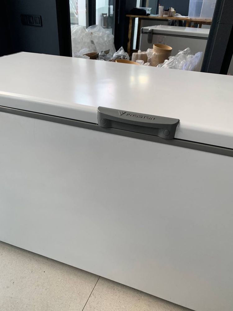 Продам б/у Морозильный ларь Frostor GELLAR F 600 S торг!