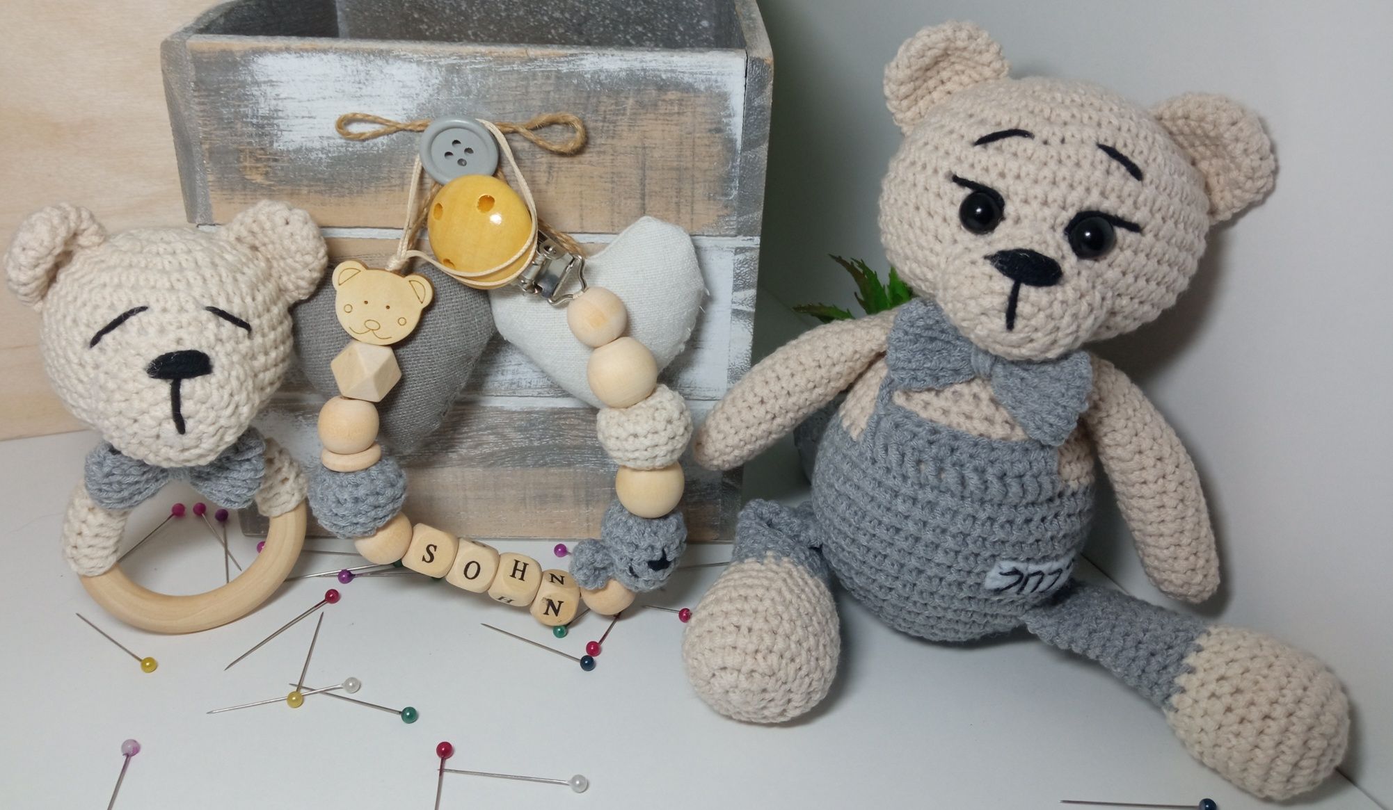 Prezent na chrzest wyprawka narodziny babyshower miś na szydełku handm