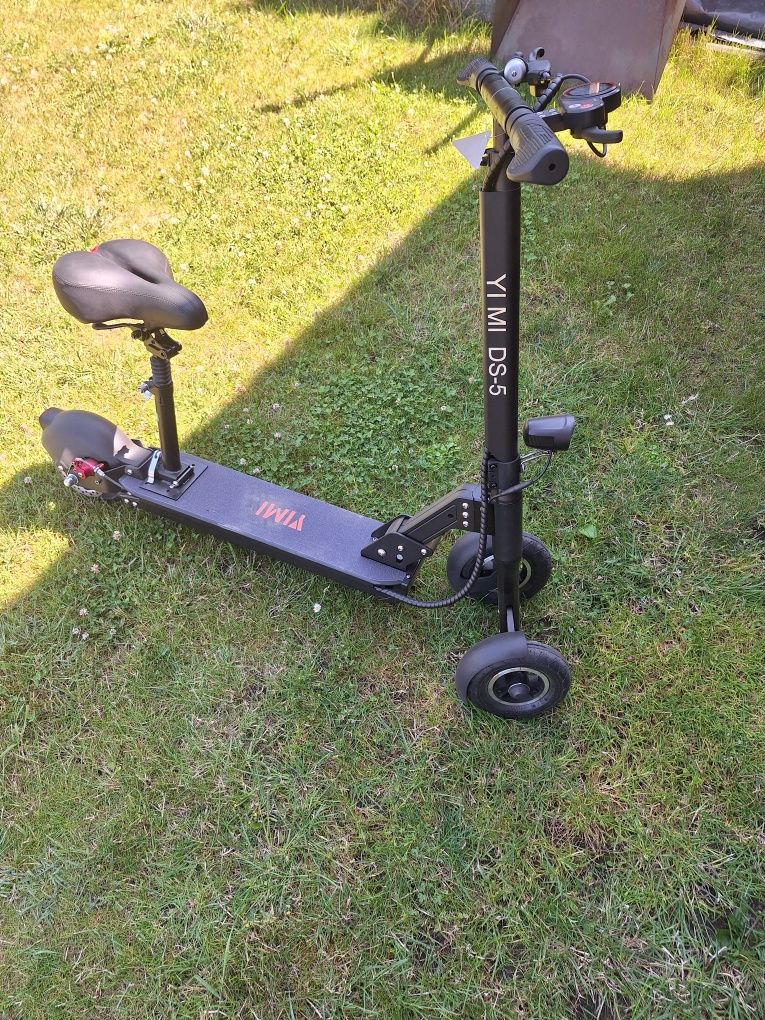 3 kolowoa Hulajnoga elektryczna