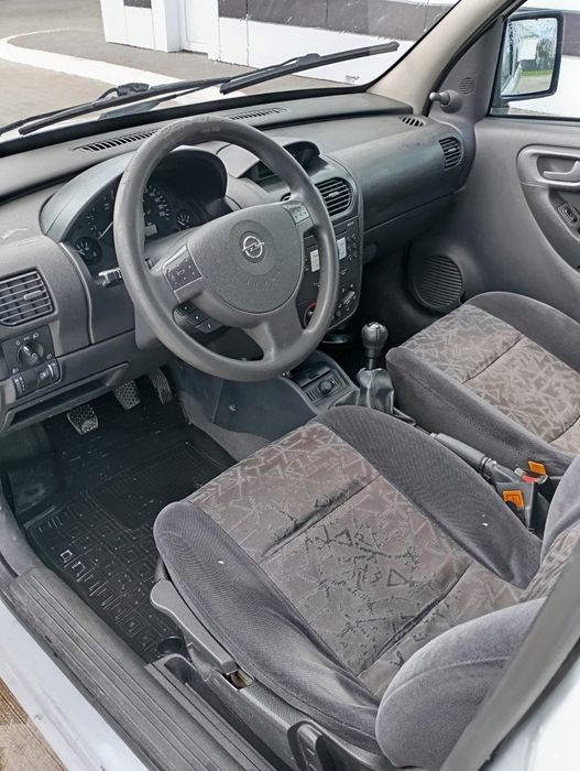 Продам Opel Combo 1.3д 2006р в гарному стані.