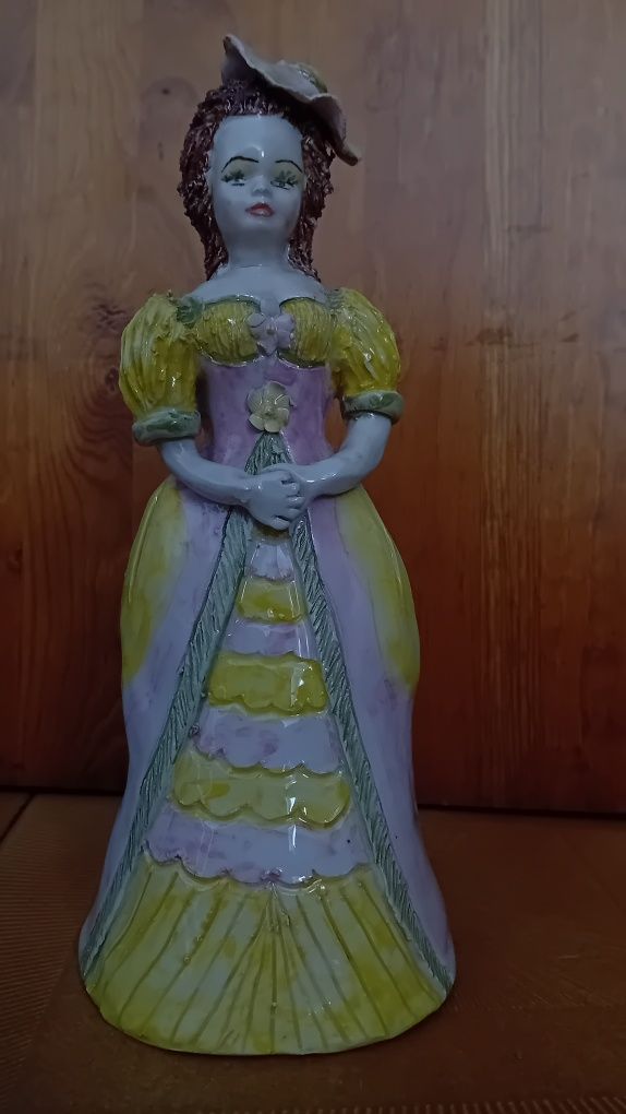 Boneca de decoração