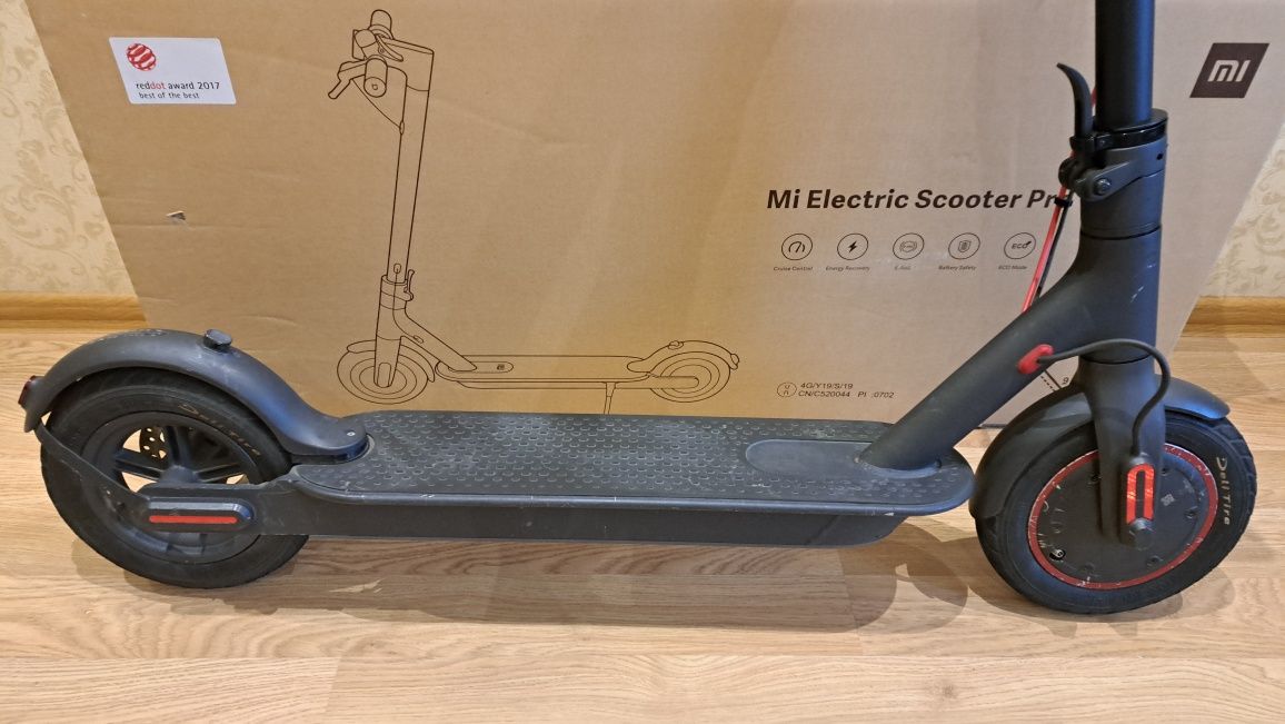 Электросамокат Xiaomi scooter pro