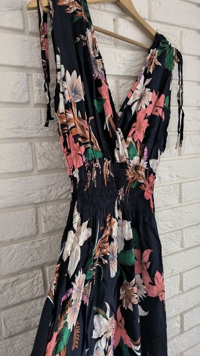 Długa sukienka damska letnia na lato na ramiączkach maxi dress kwiaty