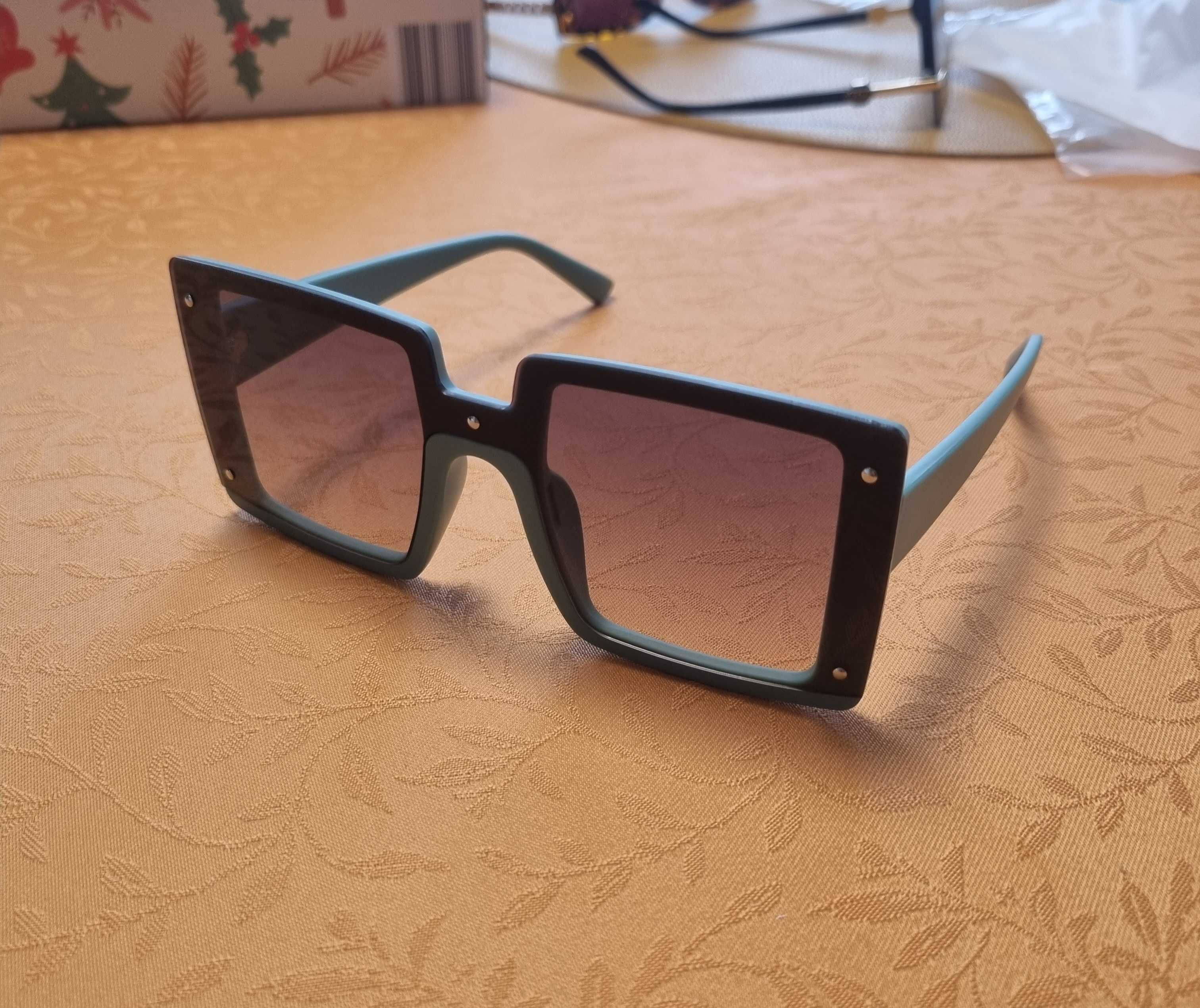 Modne okulary przeciwsłoneczne kwadratowe